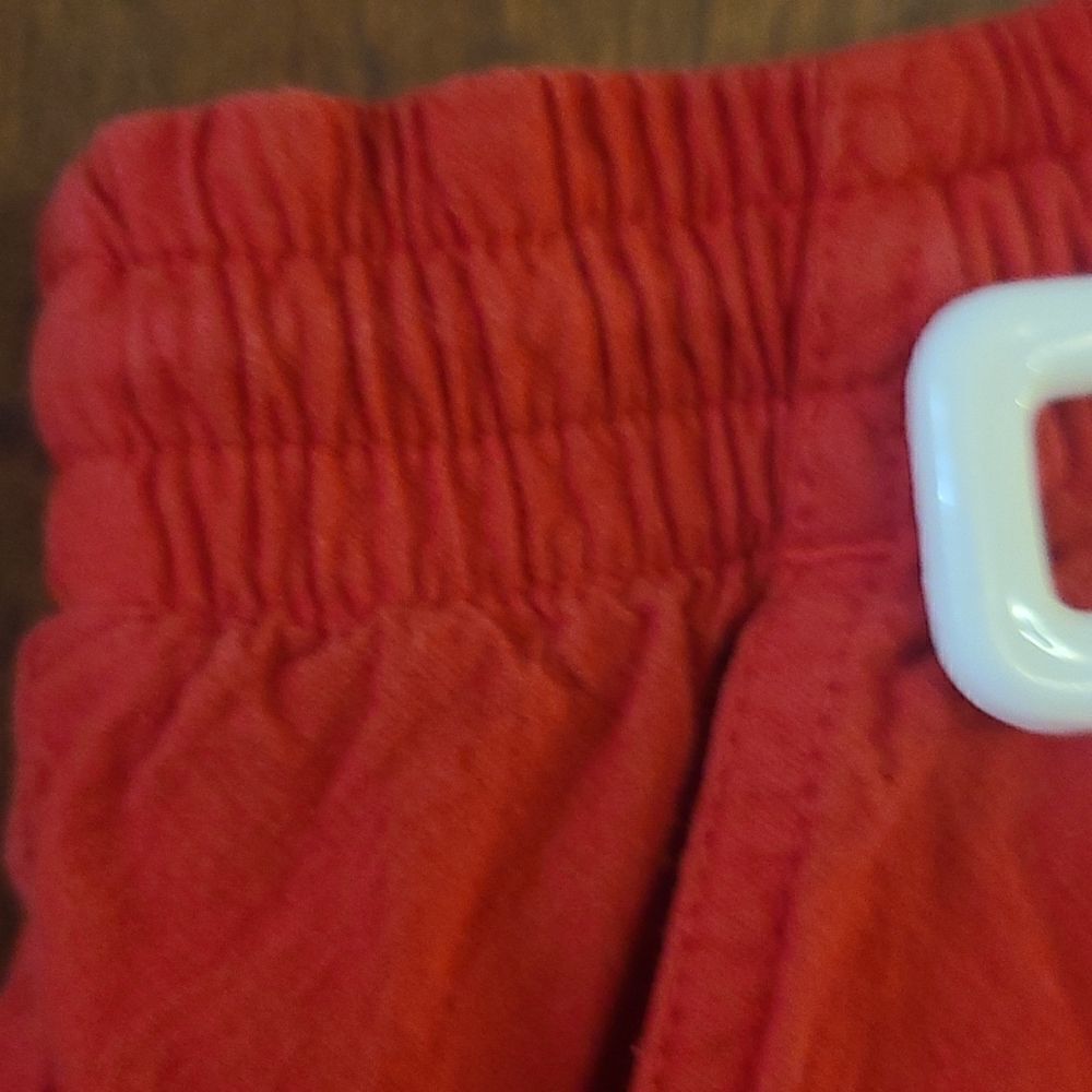 Large EZ Gear Red Shorts - Picture 4 of 7